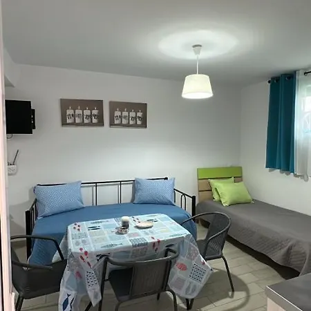 Sokosapartments * نيدري